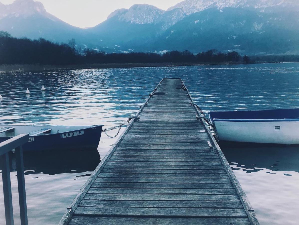 Reflet Bleu Du Lac D'Annecy 3 Etoiles - Face Au Lac, Parking Gratuit, Paddle Board Doussard Exterior photo